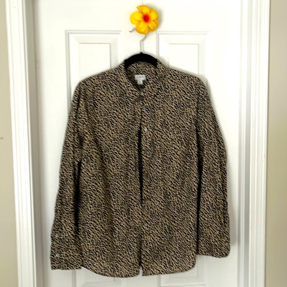 EUC J.CREW Long Sleeve Button Down Blouse Top Leopard Print SIZE XL.